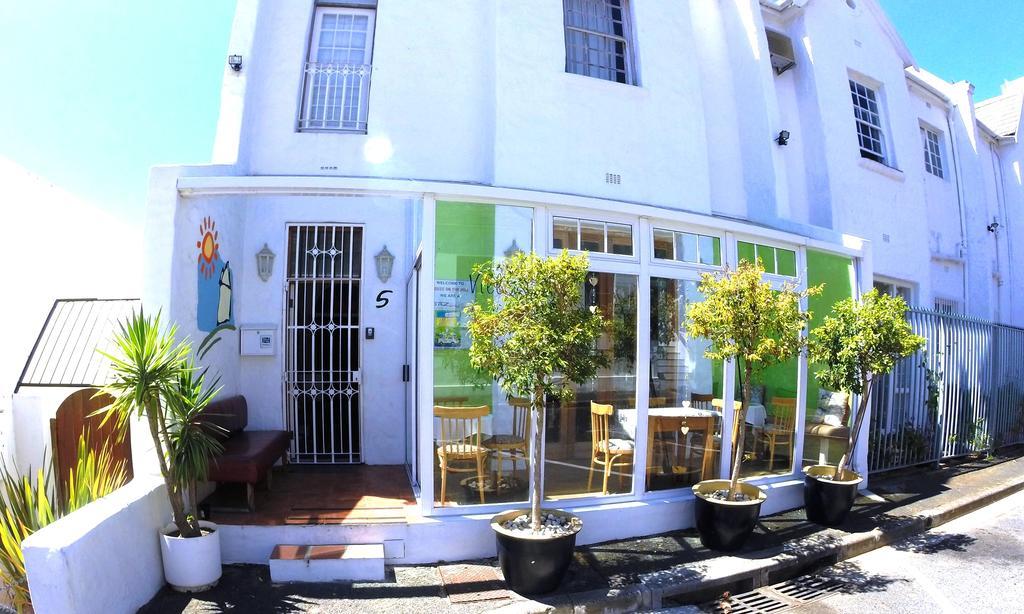 House On The Hill Hostel เคปทาวน์ ห้อง รูปภาพ