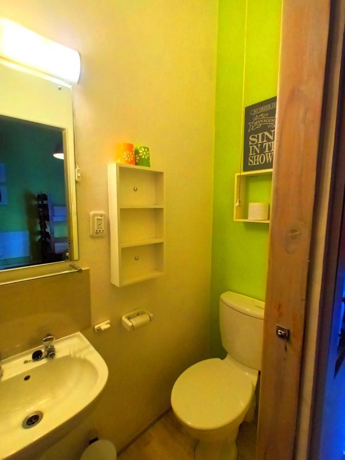 House On The Hill Hostel เคปทาวน์ ภายนอก รูปภาพ