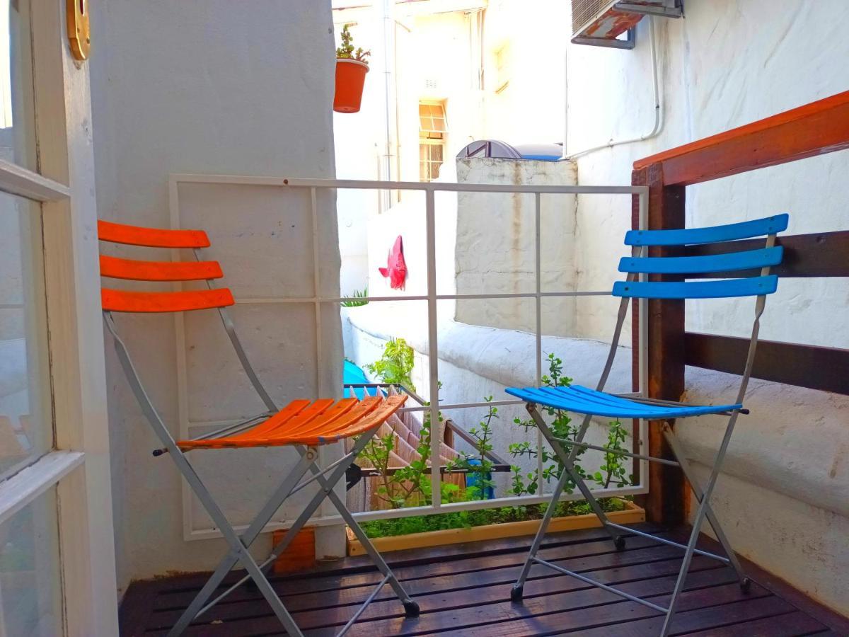 House On The Hill Hostel เคปทาวน์ ภายนอก รูปภาพ